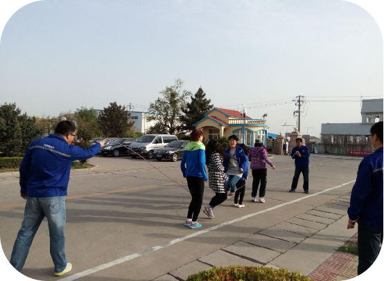青岛人生就是搏官网工厂跳大绳小记