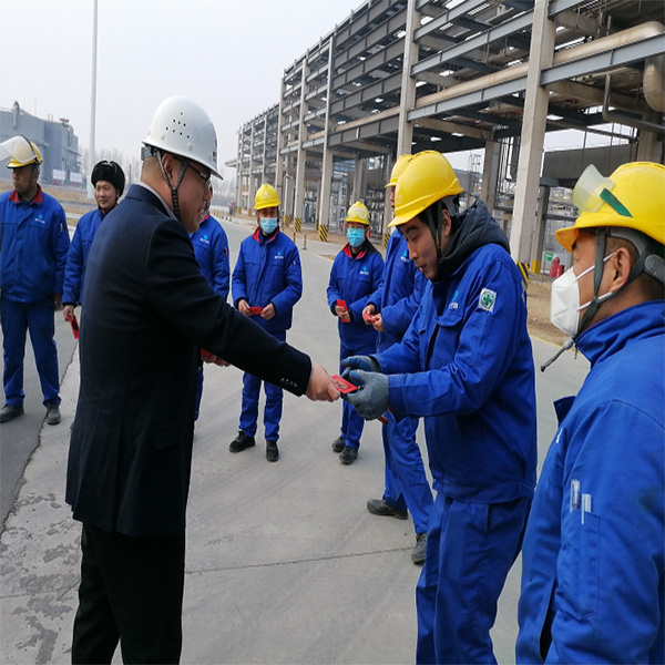 同心人生就是搏官网 共赢幸福年——集团开展“在人生就是搏官网 过幸福年”员工关怀活动